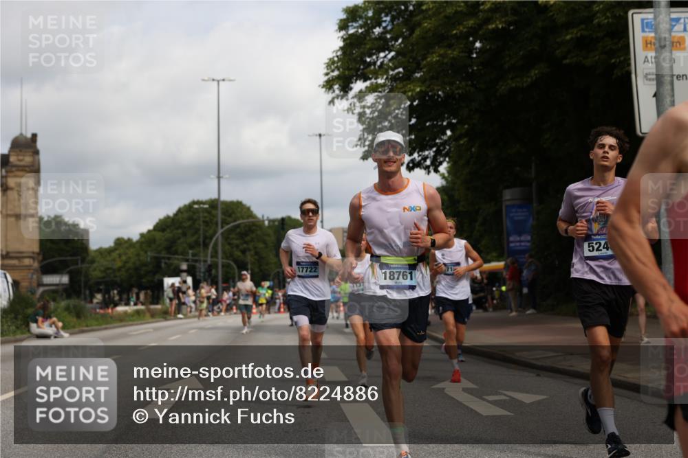 29.06.2025 - hella hamburg halbmarathon Yannick Fuchs http://msf.ph/oto/8224886 29.06.2025 10:33:18 20KM 1164, 2262, 2296, 2719, 2849, 2980, 3014, 3136, 3431, 4148, 5091, 5248, 6095, 6682, 6684, 7110, 8091, 9403, 10218, 11049, 11055, 11281, 11282, 11379, 11447, 12137, 12915, 13755, 13800, 14905, 15372, 16280, 17154, 17646, 17722, 18188, 18761, 19004, 19151 meine-sportfotos.de