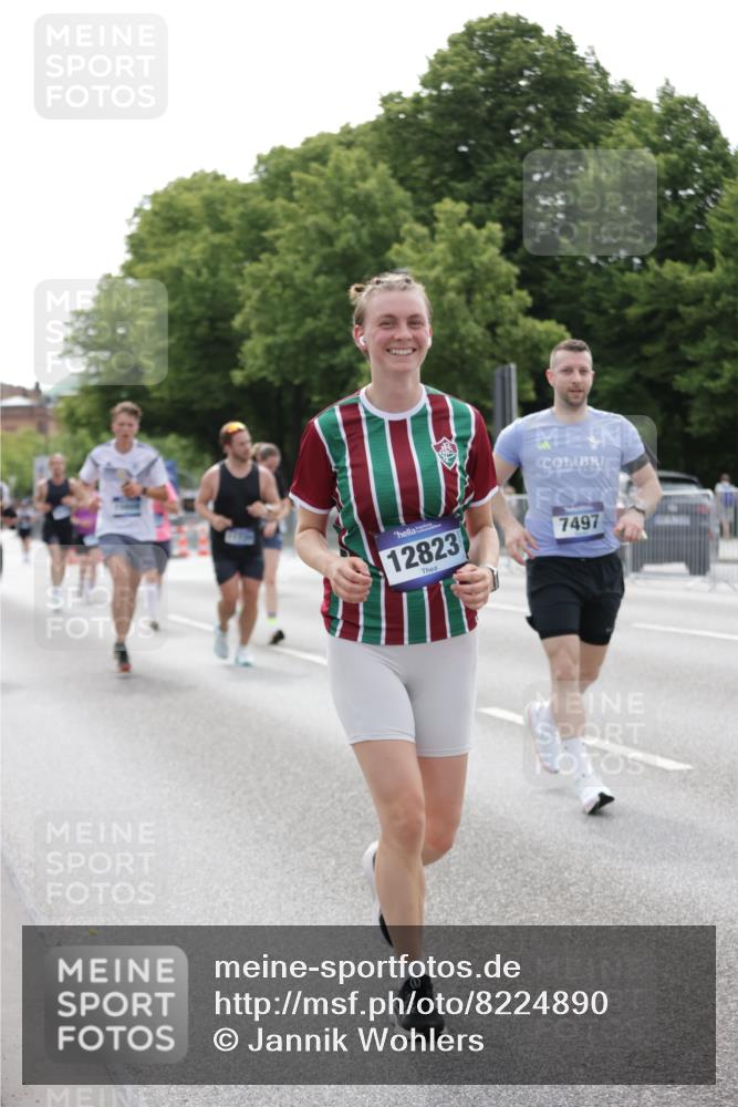 29.06.2025 - hella hamburg halbmarathon Jannik Wohlers http://msf.ph/oto/8224890 29.06.2025 10:27:35 Lombardsbrücke 1148, 5177, 5847, 6632, 7497, 8215, 9567, 11692, 11739, 12780, 12823, 12842, 13568, 13678, 13860, 14155, 15607, 15608, 16569, 16804 meine-sportfotos.de