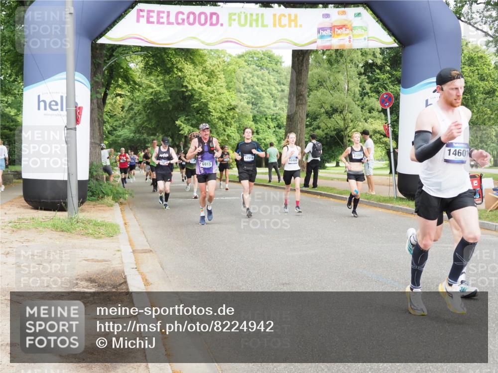29.06.2025 - hella hamburg halbmarathon MichiJ http://msf.ph/oto/8224942 29.06.2025 10:25:17 Zwischen KM18-KM19 2121, 5042, 6993, 11304, 13991, 14601, 14789 meine-sportfotos.de
