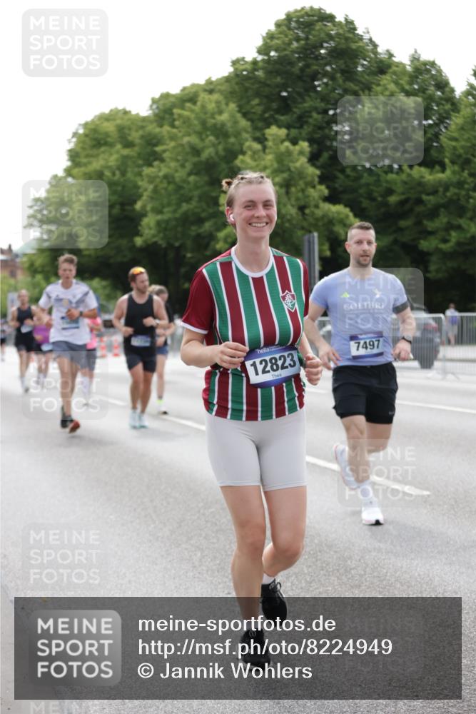 29.06.2025 - hella hamburg halbmarathon Jannik Wohlers http://msf.ph/oto/8224949 29.06.2025 10:27:35 Lombardsbrücke 1148, 5177, 5847, 6632, 7497, 8215, 9567, 11692, 11739, 12780, 12823, 12842, 13568, 13678, 13860, 14155, 15607, 15608, 16569, 16804 meine-sportfotos.de