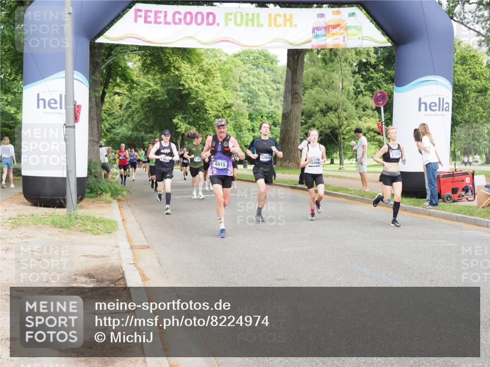 29.06.2025 - hella hamburg halbmarathon MichiJ http://msf.ph/oto/8224974 29.06.2025 10:25:18 Zwischen KM18-KM19 2121, 2399, 5042, 6993, 11304, 13991, 14601, 14789 meine-sportfotos.de