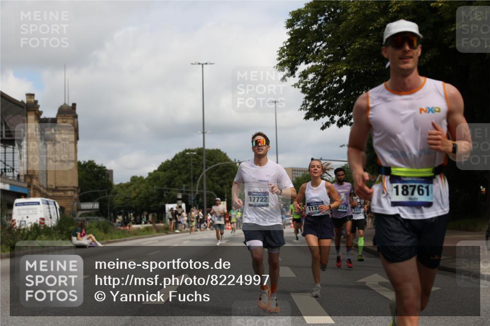 29.06.2025 - hella hamburg halbmarathon Yannick Fuchs http://msf.ph/oto/8224997 29.06.2025 10:33:19 20KM 1164, 2262, 2719, 2849, 2980, 3014, 3136, 3431, 4148, 5091, 5248, 6095, 6682, 6684, 7110, 8091, 9403, 10218, 11055, 11281, 11282, 11379, 11447, 12137, 12915, 13755, 13800, 14905, 15372, 15561, 16280, 17154, 17646, 17722, 18188, 18761, 19004, 19151 meine-sportfotos.de