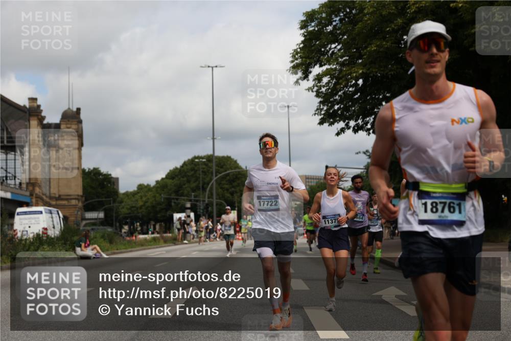 29.06.2025 - hella hamburg halbmarathon Yannick Fuchs http://msf.ph/oto/8225019 29.06.2025 10:33:19 20KM 1164, 2262, 2719, 2849, 2980, 3014, 3136, 3431, 4148, 5091, 5248, 6095, 6682, 6684, 7110, 8091, 9403, 10218, 11055, 11281, 11282, 11379, 11447, 12137, 12915, 13755, 13800, 14905, 15372, 15561, 16280, 17154, 17646, 17722, 18188, 18761, 19004, 19151 meine-sportfotos.de