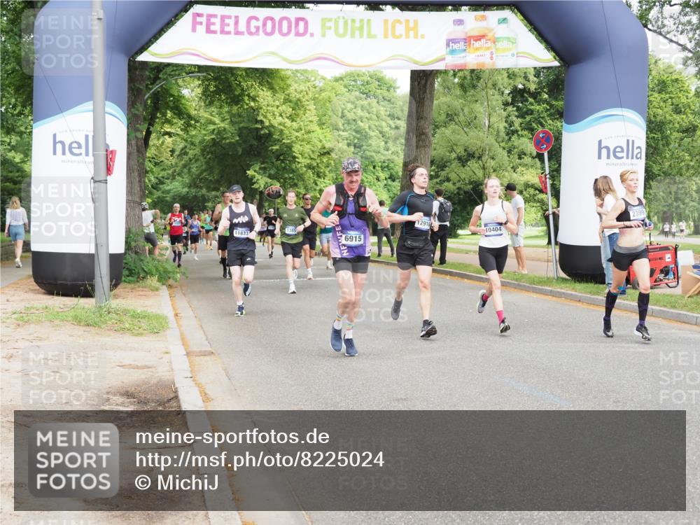 29.06.2025 - hella hamburg halbmarathon MichiJ http://msf.ph/oto/8225024 29.06.2025 10:25:18 Zwischen KM18-KM19 2121, 2399, 5042, 6993, 11304, 13991, 14601, 14789 meine-sportfotos.de