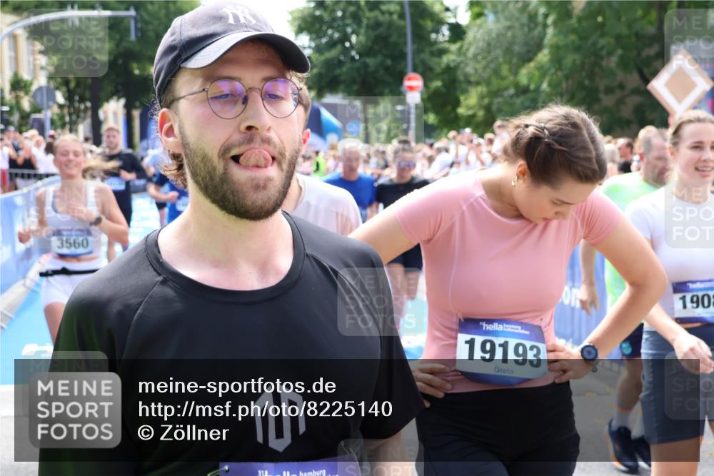 29.06.2025 - hella hamburg halbmarathon Zöllner http://msf.ph/oto/8225140 29.06.2025 11:28:29 Ziel 3560, 6620, 8349, 9256, 9603, 10077, 10336, 10374, 13418, 14304, 17148, 17207, 17513, 18077 meine-sportfotos.de