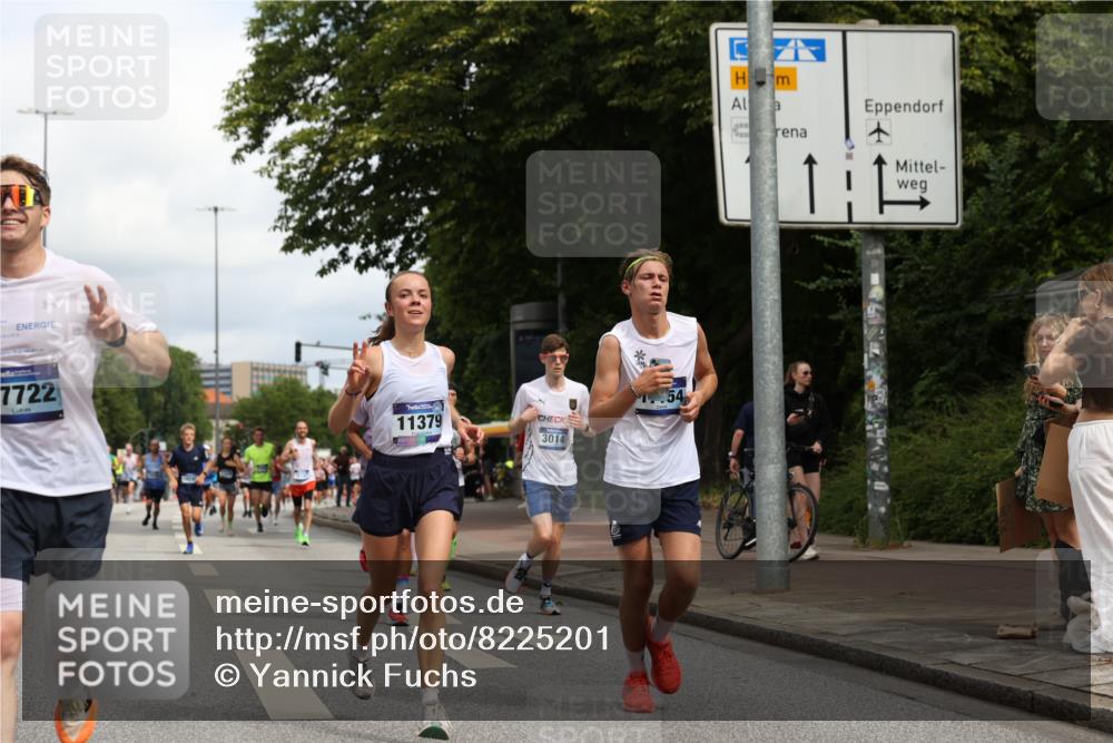 29.06.2025 - hella hamburg halbmarathon Yannick Fuchs http://msf.ph/oto/8225201 29.06.2025 10:33:20 20KM 1164, 2262, 2719, 2849, 2980, 3014, 3136, 3431, 5091, 5248, 6095, 6682, 6684, 7110, 8091, 9403, 10218, 11055, 11281, 11282, 11379, 11447, 12137, 12915, 13755, 13800, 14905, 15372, 15561, 16280, 17154, 17646, 17722, 18188, 18761, 19004, 19151 meine-sportfotos.de