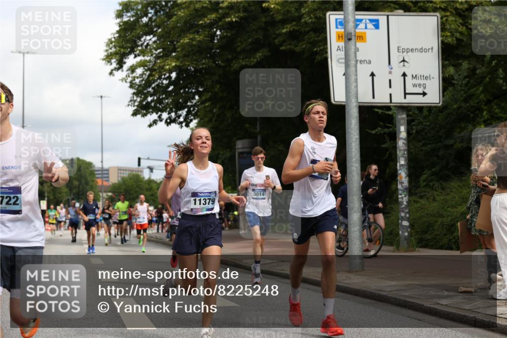 29.06.2025 - hella hamburg halbmarathon Yannick Fuchs http://msf.ph/oto/8225248 29.06.2025 10:33:20 20KM 1164, 2262, 2719, 2849, 2980, 3014, 3136, 3431, 5091, 5248, 6095, 6682, 6684, 7110, 8091, 9403, 10218, 11055, 11281, 11282, 11379, 11447, 12137, 12915, 13755, 13800, 14905, 15372, 15561, 16280, 17154, 17646, 17722, 18188, 18761, 19004, 19151 meine-sportfotos.de
