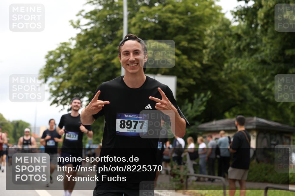 29.06.2025 - hella hamburg halbmarathon Yannick Fuchs http://msf.ph/oto/8225370 29.06.2025 10:46:30 20KM 1098, 1257, 1657, 2444, 2814, 3258, 3715, 3952, 4121, 4557, 4558, 4837, 5032, 5093, 5116, 5378, 5399, 6164, 6561, 6562, 7130, 7178, 7312, 7475, 7896, 8139, 8172, 8316, 8720, 8977, 9093, 9145, 9876, 10811, 11459, 12135, 12519, 13211, 13301, 13327, 14198, 14286, 14300, 14791, 15001, 15144, 15275, 15427, 15446, 15506, 15690, 16320, 17130, 17198, 17773, 18801 meine-sportfotos.de