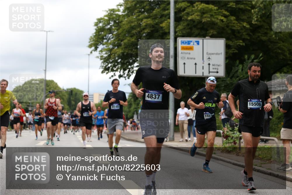 29.06.2025 - hella hamburg halbmarathon Yannick Fuchs http://msf.ph/oto/8225603 29.06.2025 10:46:31 20KM 1098, 1257, 1657, 2444, 2814, 3258, 3715, 3952, 4121, 4557, 4558, 4837, 5116, 5378, 5399, 6164, 6561, 6562, 7130, 7178, 7312, 7475, 7896, 8139, 8172, 8316, 8720, 8977, 9093, 9145, 9876, 10811, 11459, 12135, 12519, 13211, 13301, 13327, 14198, 14286, 14791, 15001, 15144, 15275, 15427, 15446, 15506, 15690, 16320, 17130, 17198, 17773, 18801 meine-sportfotos.de