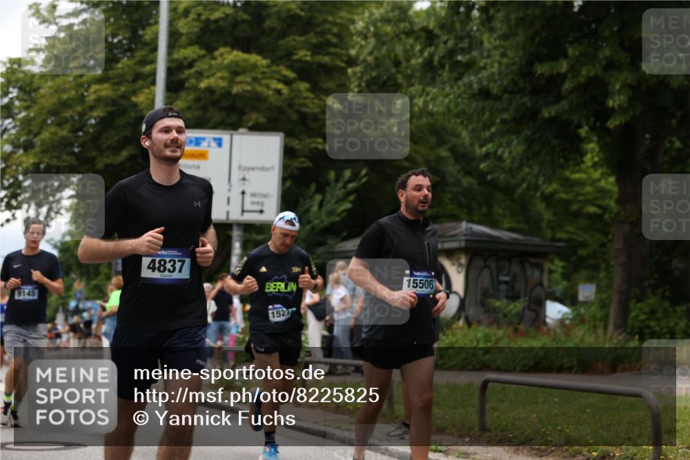 29.06.2025 - hella hamburg halbmarathon Yannick Fuchs http://msf.ph/oto/8225825 29.06.2025 10:46:31 20KM 1098, 1257, 1657, 2444, 2814, 3258, 3715, 3952, 4121, 4557, 4558, 4837, 5116, 5378, 5399, 6164, 6561, 6562, 7130, 7178, 7312, 7475, 7896, 8139, 8172, 8316, 8720, 8977, 9093, 9145, 9876, 10811, 11459, 12135, 12519, 13211, 13301, 13327, 14198, 14286, 14791, 15001, 15144, 15275, 15427, 15446, 15506, 15690, 16320, 17130, 17198, 17773, 18801 meine-sportfotos.de