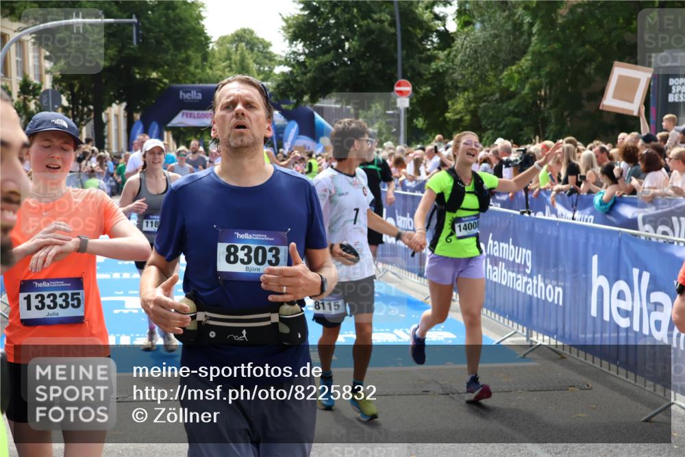 29.06.2025 - hella hamburg halbmarathon Zöllner http://msf.ph/oto/8225832 29.06.2025 11:28:43 Ziel 1775, 3131, 5496, 5629, 6951, 8115, 10907, 11122, 11859, 12302, 12326, 12404, 14008, 15589, 15660, 15869, 17185, 18604, 18672, 19068 meine-sportfotos.de