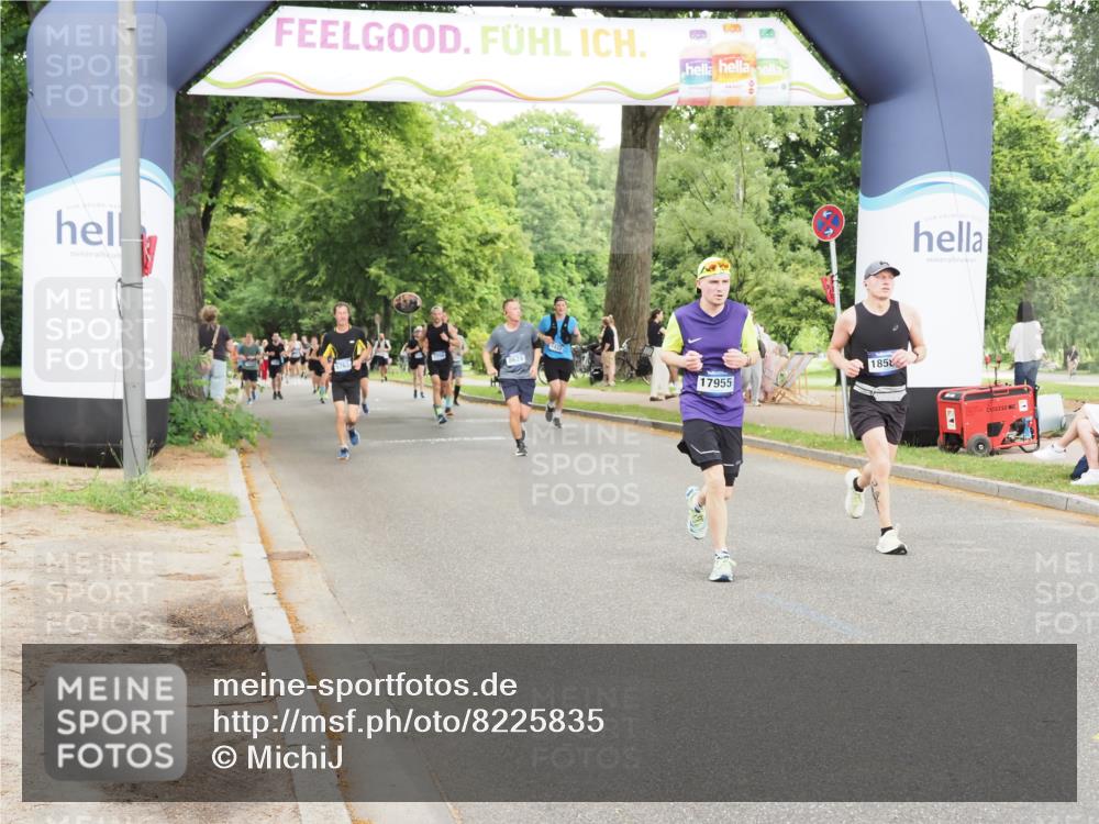 29.06.2025 - hella hamburg halbmarathon MichiJ http://msf.ph/oto/8225835 29.06.2025 10:49:09 Zwischen KM18-KM19 5763, 6631, 8176, 8624, 17955, 18581 meine-sportfotos.de