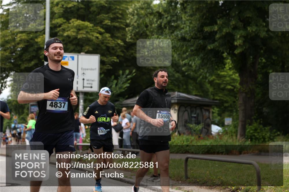 29.06.2025 - hella hamburg halbmarathon Yannick Fuchs http://msf.ph/oto/8225881 29.06.2025 10:46:31 20KM 1098, 1257, 1657, 2444, 2814, 3258, 3715, 3952, 4121, 4557, 4558, 4837, 5116, 5378, 5399, 6164, 6561, 6562, 7130, 7178, 7312, 7475, 7896, 8139, 8172, 8316, 8720, 8977, 9093, 9145, 9876, 10811, 11459, 12135, 12519, 13211, 13301, 13327, 14198, 14286, 14791, 15001, 15144, 15275, 15427, 15446, 15506, 15690, 16320, 17130, 17198, 17773, 18801 meine-sportfotos.de