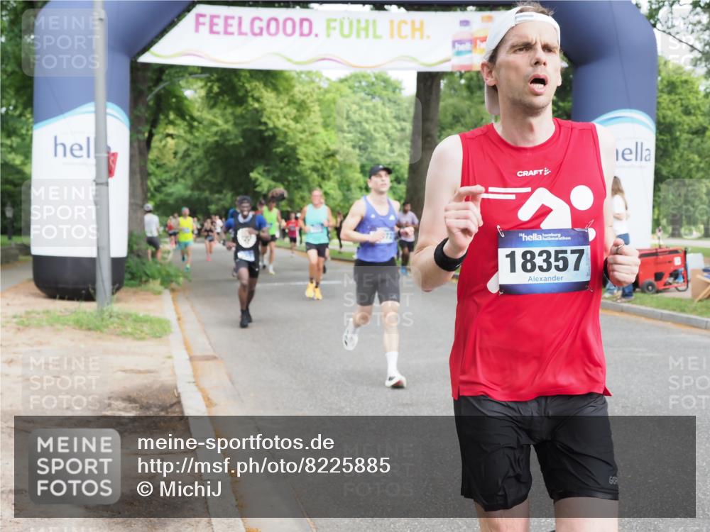 29.06.2025 - hella hamburg halbmarathon MichiJ http://msf.ph/oto/8225885 29.06.2025 10:25:27 Zwischen KM18-KM19 1385, 3959, 5315, 5961, 6915, 7152, 7154, 10852, 11833, 12051, 12168, 12916, 13972, 16158, 17217, 18357, 18824 meine-sportfotos.de