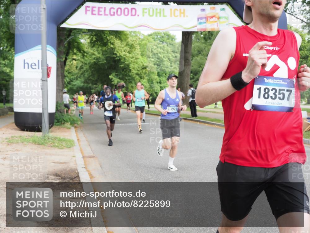 29.06.2025 - hella hamburg halbmarathon MichiJ http://msf.ph/oto/8225899 29.06.2025 10:25:27 Zwischen KM18-KM19 1385, 3959, 5315, 5961, 6915, 7152, 7154, 10852, 11833, 12051, 12168, 12916, 13972, 16158, 17217, 18357, 18824 meine-sportfotos.de