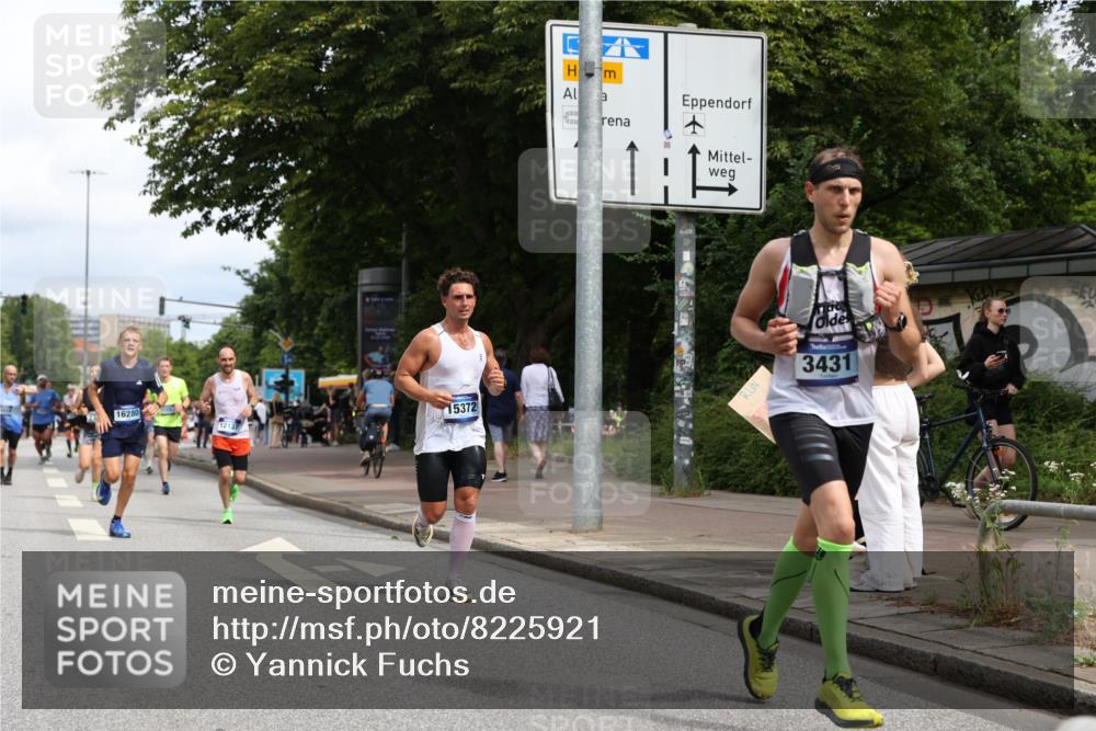 29.06.2025 - hella hamburg halbmarathon Yannick Fuchs http://msf.ph/oto/8225921 29.06.2025 10:33:23 20KM 1164, 2262, 2719, 2980, 3014, 3136, 3431, 4359, 5091, 5248, 6682, 6684, 7110, 8450, 8958, 9403, 10218, 11055, 11281, 11282, 11379, 11447, 12137, 13137, 13755, 13800, 14093, 14905, 15257, 15372, 15561, 15965, 16280, 17154, 17646, 17722, 18188, 18761, 19004, 19151 meine-sportfotos.de