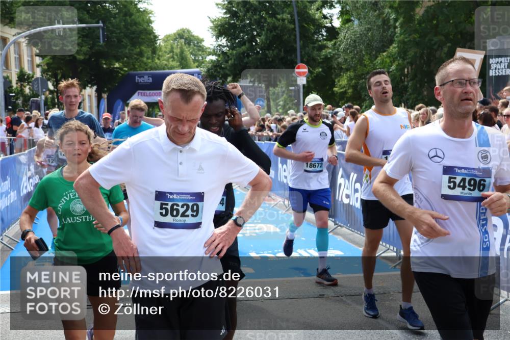 29.06.2025 - hella hamburg halbmarathon Zöllner http://msf.ph/oto/8226031 29.06.2025 11:28:49 Ziel 1775, 2489, 5941, 5943, 6625, 6951, 7228, 8083, 10594, 10907, 12302, 12326, 12404, 12460, 12461, 13724, 15752, 15869, 15878, 17185, 18672, 18742, 19226 meine-sportfotos.de