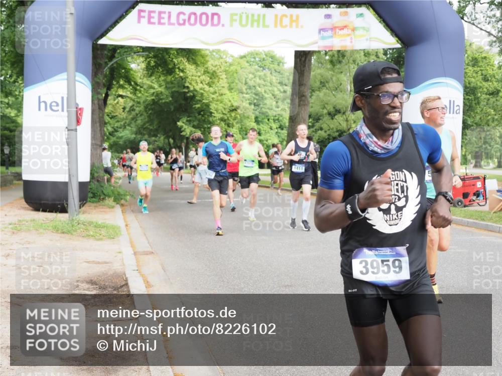 29.06.2025 - hella hamburg halbmarathon MichiJ http://msf.ph/oto/8226102 29.06.2025 10:25:30 Zwischen KM18-KM19 3959, 5315, 5961, 7152, 10852, 12051, 12168, 13972, 16158, 18156, 18357, 18824, 18986 meine-sportfotos.de