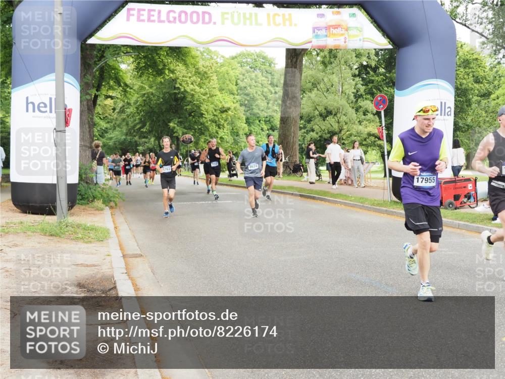 29.06.2025 - hella hamburg halbmarathon MichiJ http://msf.ph/oto/8226174 29.06.2025 10:49:09 Zwischen KM18-KM19 5763, 6631, 8176, 8624, 17955, 18581 meine-sportfotos.de