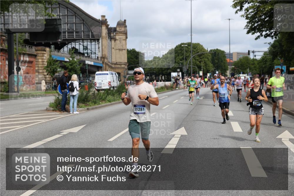 29.06.2025 - hella hamburg halbmarathon Yannick Fuchs http://msf.ph/oto/8226271 29.06.2025 10:33:25 20KM 1164, 2262, 2719, 2980, 3014, 3136, 3431, 4359, 5091, 5248, 6682, 6684, 8450, 8958, 9403, 10218, 11055, 11281, 11282, 11379, 11447, 12137, 13137, 13800, 14093, 14905, 15257, 15372, 15561, 15873, 15965, 16280, 17154, 17646, 17722, 18188, 18761, 19004, 19151 meine-sportfotos.de