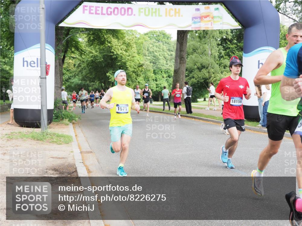 29.06.2025 - hella hamburg halbmarathon MichiJ http://msf.ph/oto/8226275 29.06.2025 10:25:33 Zwischen KM18-KM19 1411, 1571, 4860, 5315, 5961, 8362, 12051, 13972, 17078, 18156, 18357, 18986 meine-sportfotos.de