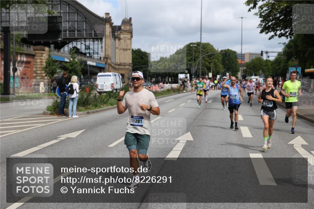 29.06.2025 - hella hamburg halbmarathon Yannick Fuchs http://msf.ph/oto/8226291 29.06.2025 10:33:26 20KM 1164, 2262, 2719, 2980, 3014, 3136, 3431, 4359, 5091, 5248, 6682, 6684, 8450, 8958, 9403, 10218, 11055, 11281, 11282, 11379, 11447, 12137, 13137, 13800, 14093, 14905, 15257, 15372, 15561, 15873, 15965, 16280, 17154, 17646, 17722, 18188, 18761, 19004, 19151 meine-sportfotos.de