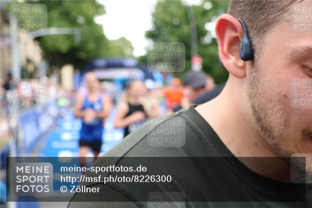 29.06.2025 - hella hamburg halbmarathon Zöllner http://msf.ph/oto/8226300 29.06.2025 10:53:01 Ziel 1258, 2099, 3334, 4557, 4558, 4770, 5907, 7509, 8139, 8720, 9093, 10724, 12155, 12367, 12519, 12910, 14791, 15430, 18590, 18720 meine-sportfotos.de