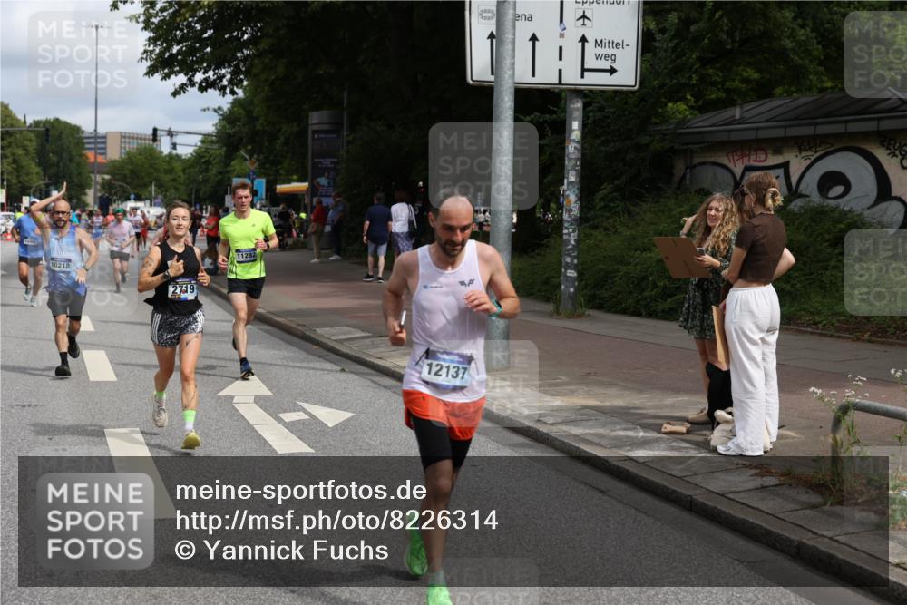 29.06.2025 - hella hamburg halbmarathon Yannick Fuchs http://msf.ph/oto/8226314 29.06.2025 10:33:26 20KM 1164, 2262, 2719, 2980, 3014, 3136, 3431, 4359, 5091, 5248, 6682, 6684, 8450, 8958, 9403, 10218, 11055, 11281, 11282, 11379, 11447, 12137, 13137, 13800, 14093, 14905, 15257, 15372, 15561, 15873, 15965, 16280, 17154, 17646, 17722, 18188, 18761, 19004, 19151 meine-sportfotos.de