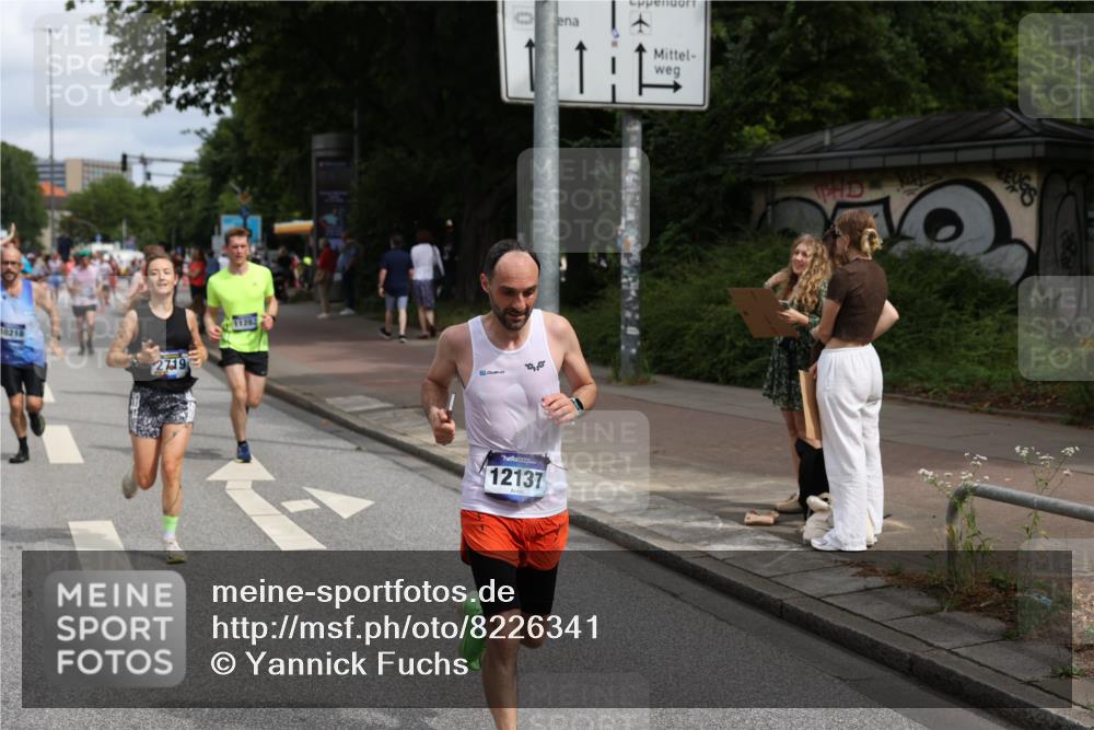 29.06.2025 - hella hamburg halbmarathon Yannick Fuchs http://msf.ph/oto/8226341 29.06.2025 10:33:26 20KM 1164, 2262, 2719, 2980, 3014, 3136, 3431, 4359, 5091, 5248, 6682, 6684, 8450, 8958, 9403, 10218, 11055, 11281, 11282, 11379, 11447, 12137, 13137, 13800, 14093, 14905, 15257, 15372, 15561, 15873, 15965, 16280, 17154, 17646, 17722, 18188, 18761, 19004, 19151 meine-sportfotos.de