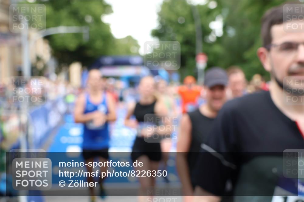 29.06.2025 - hella hamburg halbmarathon Zöllner http://msf.ph/oto/8226350 29.06.2025 10:53:01 Ziel 1258, 2099, 3334, 4557, 4558, 4770, 5907, 7509, 8139, 8720, 9093, 10724, 12155, 12367, 12519, 12910, 14791, 15430, 18590, 18720 meine-sportfotos.de