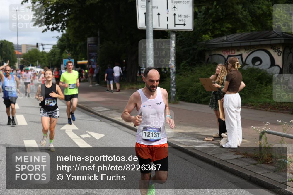 29.06.2025 - hella hamburg halbmarathon Yannick Fuchs http://msf.ph/oto/8226367 29.06.2025 10:33:26 20KM 1164, 2262, 2719, 2980, 3014, 3136, 3431, 4359, 5091, 5248, 6682, 6684, 8450, 8958, 9403, 10218, 11055, 11281, 11282, 11379, 11447, 12137, 13137, 13800, 14093, 14905, 15257, 15372, 15561, 15873, 15965, 16280, 17154, 17646, 17722, 18188, 18761, 19004, 19151 meine-sportfotos.de