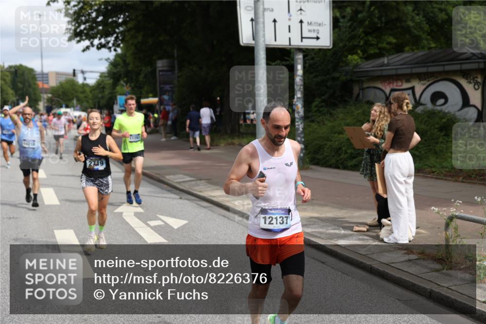 29.06.2025 - hella hamburg halbmarathon Yannick Fuchs http://msf.ph/oto/8226376 29.06.2025 10:33:26 20KM 1164, 2262, 2719, 2980, 3014, 3136, 3431, 4359, 5091, 5248, 6682, 6684, 8450, 8958, 9403, 10218, 11055, 11281, 11282, 11379, 11447, 12137, 13137, 13800, 14093, 14905, 15257, 15372, 15561, 15873, 15965, 16280, 17154, 17646, 17722, 18188, 18761, 19004, 19151 meine-sportfotos.de
