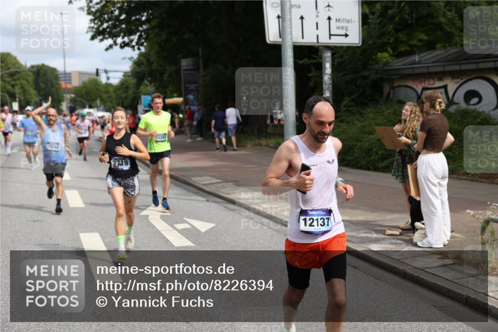 29.06.2025 - hella hamburg halbmarathon Yannick Fuchs http://msf.ph/oto/8226394 29.06.2025 10:33:26 20KM 1164, 2262, 2719, 2980, 3014, 3136, 3431, 4359, 5091, 5248, 6682, 6684, 8450, 8958, 9403, 10218, 11055, 11281, 11282, 11379, 11447, 12137, 13137, 13800, 14093, 14905, 15257, 15372, 15561, 15873, 15965, 16280, 17154, 17646, 17722, 18188, 18761, 19004, 19151 meine-sportfotos.de