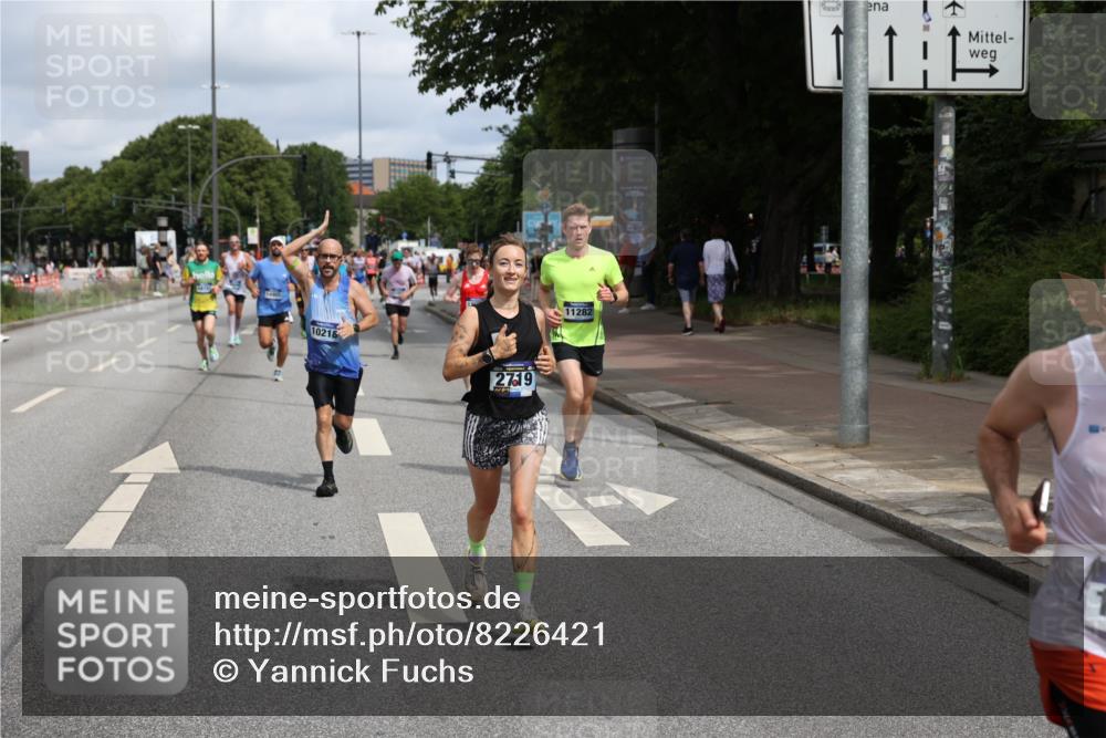 29.06.2025 - hella hamburg halbmarathon Yannick Fuchs http://msf.ph/oto/8226421 29.06.2025 10:33:27 20KM 1164, 2262, 2719, 2980, 3014, 3136, 3431, 4359, 5248, 6682, 6684, 8450, 8958, 9403, 10218, 11055, 11281, 11282, 11379, 11447, 12137, 12772, 13137, 13800, 14093, 14905, 15257, 15372, 15561, 15873, 15965, 16280, 17154, 17646, 17722, 18188, 19004, 19151 meine-sportfotos.de