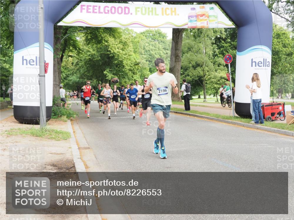 29.06.2025 - hella hamburg halbmarathon MichiJ http://msf.ph/oto/8226553 29.06.2025 10:25:39 Zwischen KM18-KM19 1411, 1571, 2196, 4860, 8084, 8362, 14075, 17078, 18038, 18733 meine-sportfotos.de