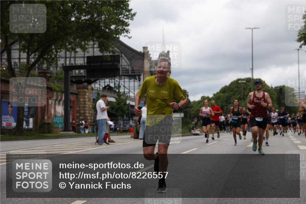 29.06.2025 - hella hamburg halbmarathon Yannick Fuchs http://msf.ph/oto/8226557 29.06.2025 10:46:32 20KM 1098, 1257, 1657, 2111, 2444, 2814, 3258, 3715, 3952, 4121, 4557, 4558, 4837, 5116, 5169, 5194, 5378, 5399, 6164, 6561, 6562, 7130, 7178, 7312, 7475, 7896, 8139, 8172, 8316, 8720, 8977, 9093, 9145, 9876, 10811, 11459, 12135, 12519, 13211, 13301, 13327, 14198, 14286, 14791, 15001, 15144, 15275, 15427, 15446, 15506, 15690, 16320, 16929, 17130, 17198, 17773, 18331 meine-sportfotos.de