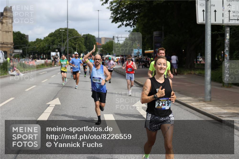 29.06.2025 - hella hamburg halbmarathon Yannick Fuchs http://msf.ph/oto/8226559 29.06.2025 10:33:27 20KM 1164, 2262, 2719, 2980, 3014, 3136, 3431, 4359, 5248, 6682, 6684, 8450, 8958, 9403, 10218, 11055, 11281, 11282, 11379, 11447, 12137, 12772, 13137, 13800, 14093, 14905, 15257, 15372, 15561, 15873, 15965, 16280, 17154, 17646, 17722, 18188, 19004, 19151 meine-sportfotos.de