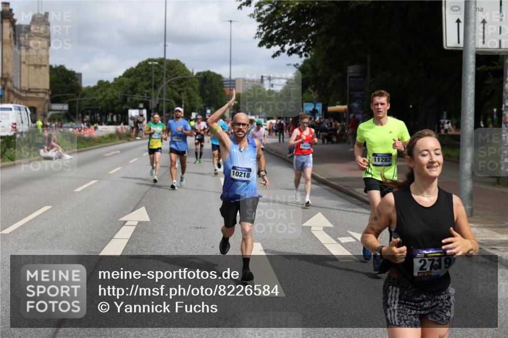 29.06.2025 - hella hamburg halbmarathon Yannick Fuchs http://msf.ph/oto/8226584 29.06.2025 10:33:27 20KM 1164, 2262, 2719, 2980, 3014, 3136, 3431, 4359, 5248, 6682, 6684, 8450, 8958, 9403, 10218, 11055, 11281, 11282, 11379, 11447, 12137, 12772, 13137, 13800, 14093, 14905, 15257, 15372, 15561, 15873, 15965, 16280, 17154, 17646, 17722, 18188, 19004, 19151 meine-sportfotos.de