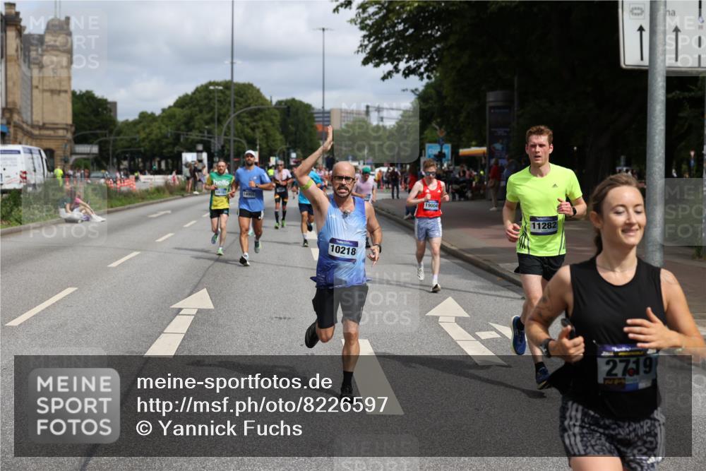 29.06.2025 - hella hamburg halbmarathon Yannick Fuchs http://msf.ph/oto/8226597 29.06.2025 10:33:27 20KM 1164, 2262, 2719, 2980, 3014, 3136, 3431, 4359, 5248, 6682, 6684, 8450, 8958, 9403, 10218, 11055, 11281, 11282, 11379, 11447, 12137, 12772, 13137, 13800, 14093, 14905, 15257, 15372, 15561, 15873, 15965, 16280, 17154, 17646, 17722, 18188, 19004, 19151 meine-sportfotos.de