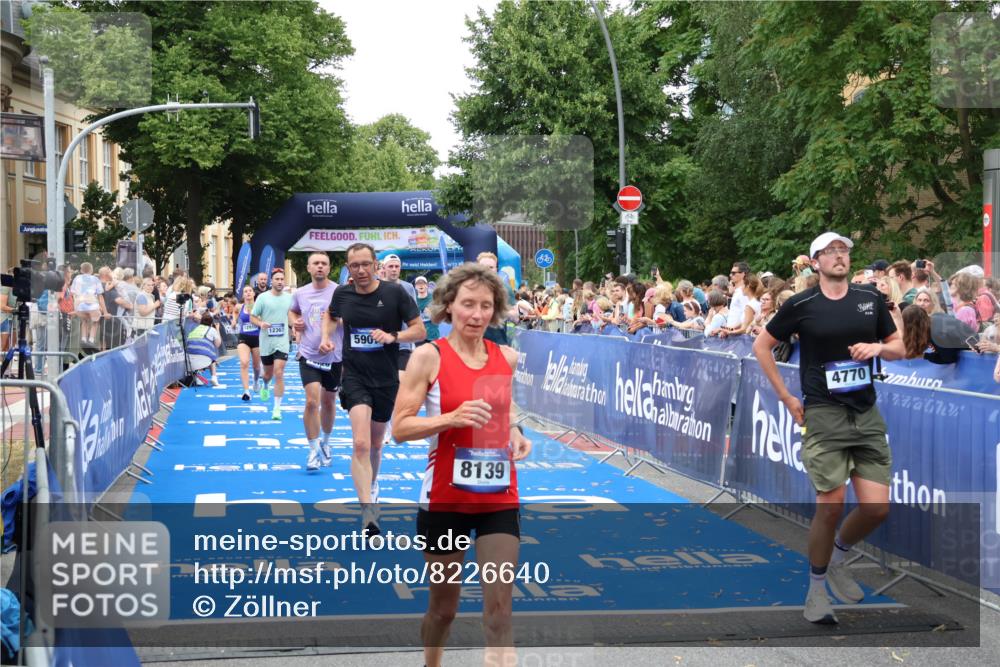 29.06.2025 - hella hamburg halbmarathon Zöllner http://msf.ph/oto/8226640 29.06.2025 10:53:03 Ziel 3258, 3334, 4770, 5907, 7509, 8139, 8587, 9093, 12155, 12367, 12519, 12910, 14791, 15430, 18590, 18720 meine-sportfotos.de