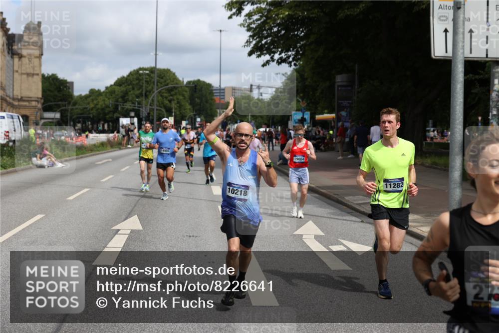 29.06.2025 - hella hamburg halbmarathon Yannick Fuchs http://msf.ph/oto/8226641 29.06.2025 10:33:28 20KM 1164, 1445, 2719, 2980, 3014, 3136, 3431, 4359, 6682, 6684, 8450, 8958, 9403, 10218, 11055, 11281, 11282, 11379, 11447, 12137, 12772, 13137, 13800, 14093, 14905, 15257, 15372, 15561, 15873, 15965, 16280, 17154, 17646, 17722, 18188, 19004, 19151 meine-sportfotos.de