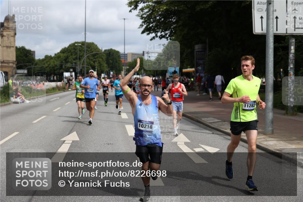 29.06.2025 - hella hamburg halbmarathon Yannick Fuchs http://msf.ph/oto/8226698 29.06.2025 10:33:28 20KM 1164, 1445, 2719, 2980, 3014, 3136, 3431, 4359, 6682, 6684, 8450, 8958, 9403, 10218, 11055, 11281, 11282, 11379, 11447, 12137, 12772, 13137, 13800, 14093, 14905, 15257, 15372, 15561, 15873, 15965, 16280, 17154, 17646, 17722, 18188, 19004, 19151 meine-sportfotos.de