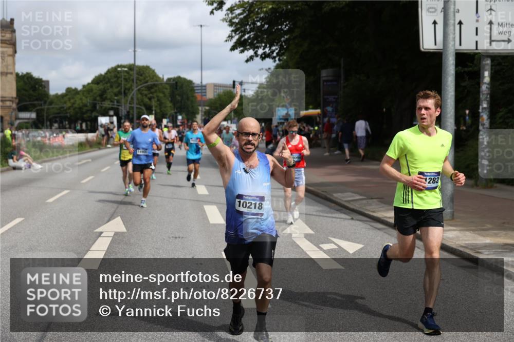 29.06.2025 - hella hamburg halbmarathon Yannick Fuchs http://msf.ph/oto/8226737 29.06.2025 10:33:28 20KM 1164, 1445, 2719, 2980, 3014, 3136, 3431, 4359, 6682, 6684, 8450, 8958, 9403, 10218, 11055, 11281, 11282, 11379, 11447, 12137, 12772, 13137, 13800, 14093, 14905, 15257, 15372, 15561, 15873, 15965, 16280, 17154, 17646, 17722, 18188, 19004, 19151 meine-sportfotos.de