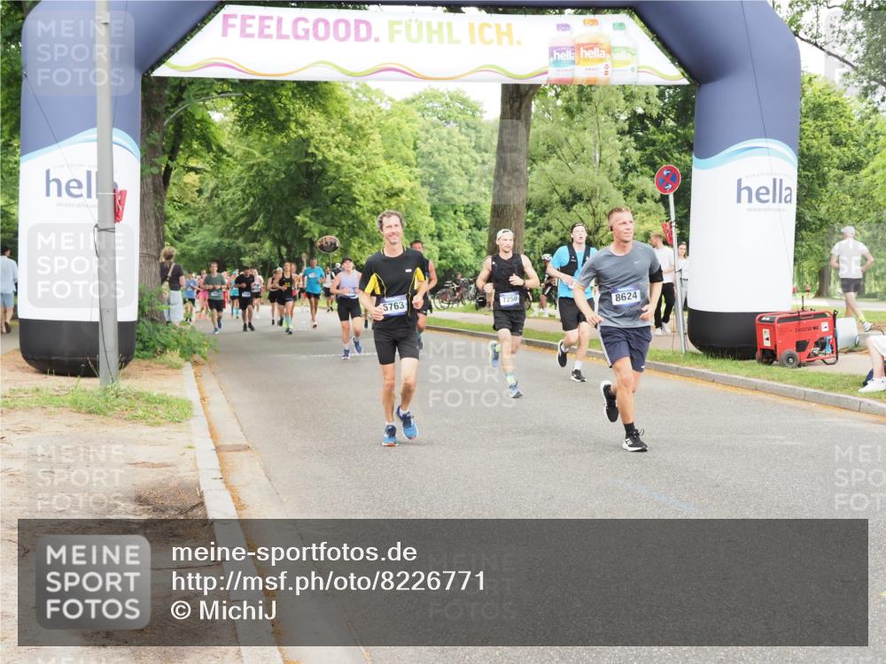 29.06.2025 - hella hamburg halbmarathon MichiJ http://msf.ph/oto/8226771 29.06.2025 10:49:12 Zwischen KM18-KM19 1432, 5763, 7250, 8176, 8624, 17955, 18581 meine-sportfotos.de