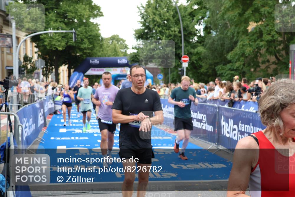 29.06.2025 - hella hamburg halbmarathon Zöllner http://msf.ph/oto/8226782 29.06.2025 10:53:05 Ziel 2208, 3059, 3258, 3334, 4121, 5907, 7509, 7864, 8587, 9093, 9537, 12155, 12367, 12519, 12910, 14323, 14791, 15430, 18590, 18720, 19208 meine-sportfotos.de