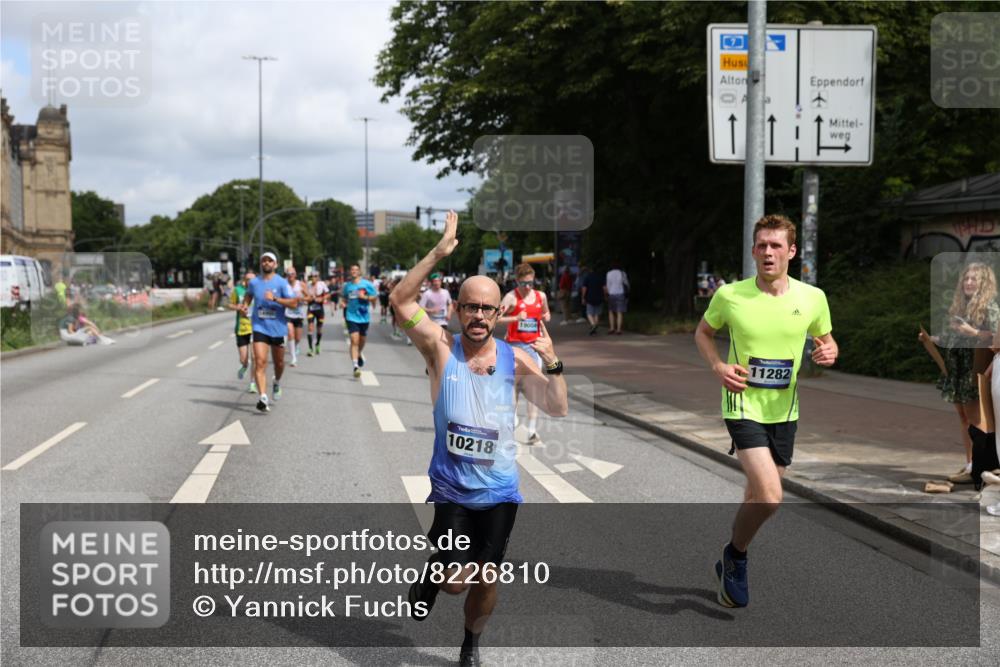 29.06.2025 - hella hamburg halbmarathon Yannick Fuchs http://msf.ph/oto/8226810 29.06.2025 10:33:28 20KM 1164, 1445, 2719, 2980, 3014, 3136, 3431, 4359, 6682, 6684, 8450, 8958, 9403, 10218, 11055, 11281, 11282, 11379, 11447, 12137, 12772, 13137, 13800, 14093, 14905, 15257, 15372, 15561, 15873, 15965, 16280, 17154, 17646, 17722, 18188, 19004, 19151 meine-sportfotos.de