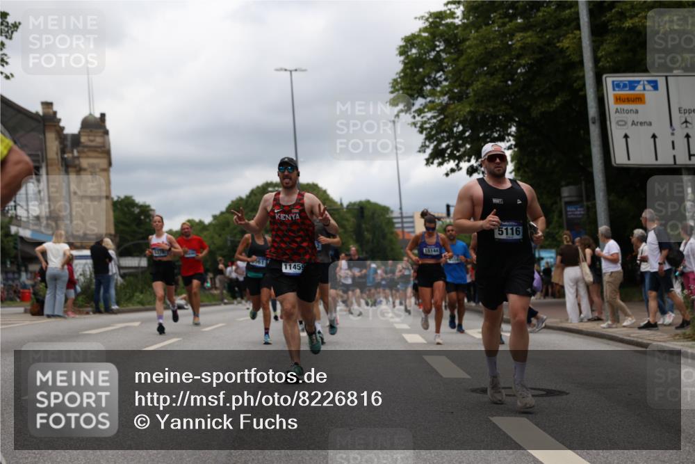 29.06.2025 - hella hamburg halbmarathon Yannick Fuchs http://msf.ph/oto/8226816 29.06.2025 10:46:33 20KM 1098, 1257, 1657, 2111, 2444, 2814, 3258, 3715, 3952, 4121, 4557, 4558, 4837, 5116, 5169, 5194, 5378, 5399, 6164, 6561, 6562, 7130, 7178, 7312, 7475, 7896, 8139, 8172, 8316, 8720, 8977, 9145, 9876, 10529, 10811, 11459, 12135, 12519, 13211, 13301, 13327, 14198, 14286, 14791, 15001, 15144, 15275, 15427, 15446, 15506, 15690, 16320, 16929, 17130, 17198, 17773, 18331 meine-sportfotos.de