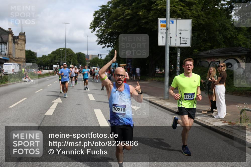 29.06.2025 - hella hamburg halbmarathon Yannick Fuchs http://msf.ph/oto/8226866 29.06.2025 10:33:28 20KM 1164, 1445, 2719, 2980, 3014, 3136, 3431, 4359, 6682, 6684, 8450, 8958, 9403, 10218, 11055, 11281, 11282, 11379, 11447, 12137, 12772, 13137, 13800, 14093, 14905, 15257, 15372, 15561, 15873, 15965, 16280, 17154, 17646, 17722, 18188, 19004, 19151 meine-sportfotos.de