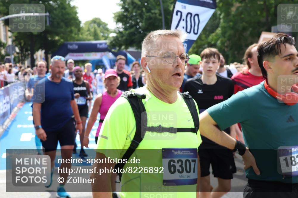 29.06.2025 - hella hamburg halbmarathon Zöllner http://msf.ph/oto/8226892 29.06.2025 11:29:09 Ziel 2342, 2703, 4366, 5561, 5625, 5658, 6746, 8738, 9830, 10198, 11178, 11245, 11879, 12216, 14265, 14349, 14536, 15709, 17944, 17989 meine-sportfotos.de