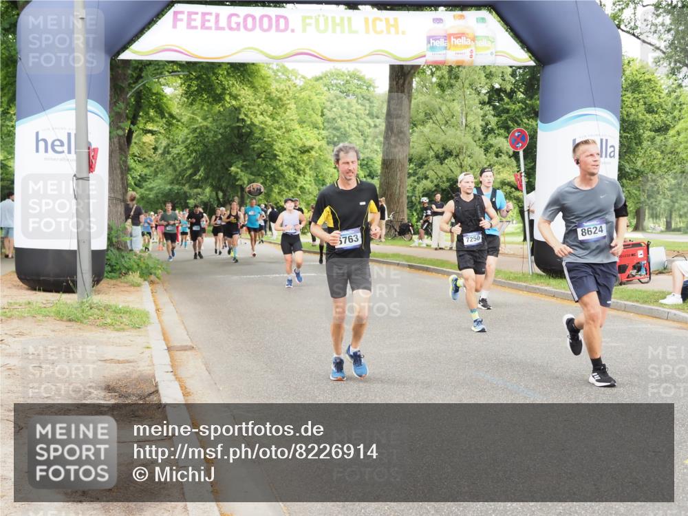 29.06.2025 - hella hamburg halbmarathon MichiJ http://msf.ph/oto/8226914 29.06.2025 10:49:12 Zwischen KM18-KM19 1432, 5763, 7250, 8176, 8624, 17955, 18581 meine-sportfotos.de